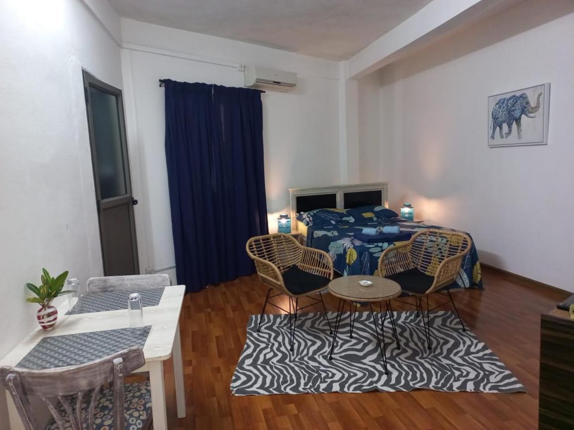 Hello Guest House Quatre Bornes Exterior photo